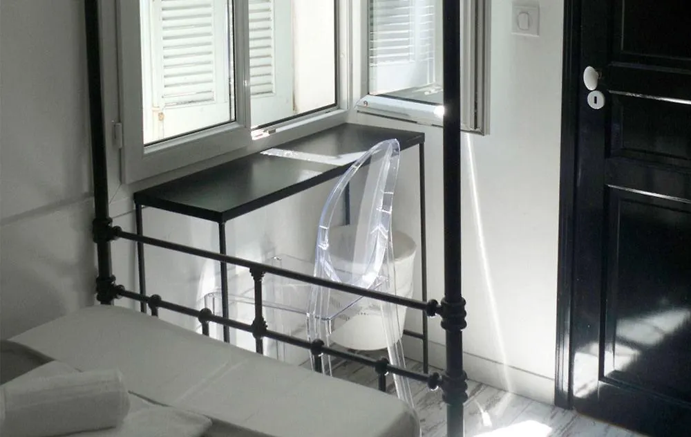 Chanteclair Cannes 0*,  Fransa