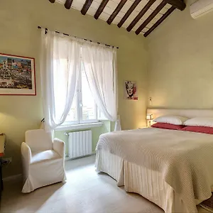 https://lm-suites-spagna.it-romehotels.com