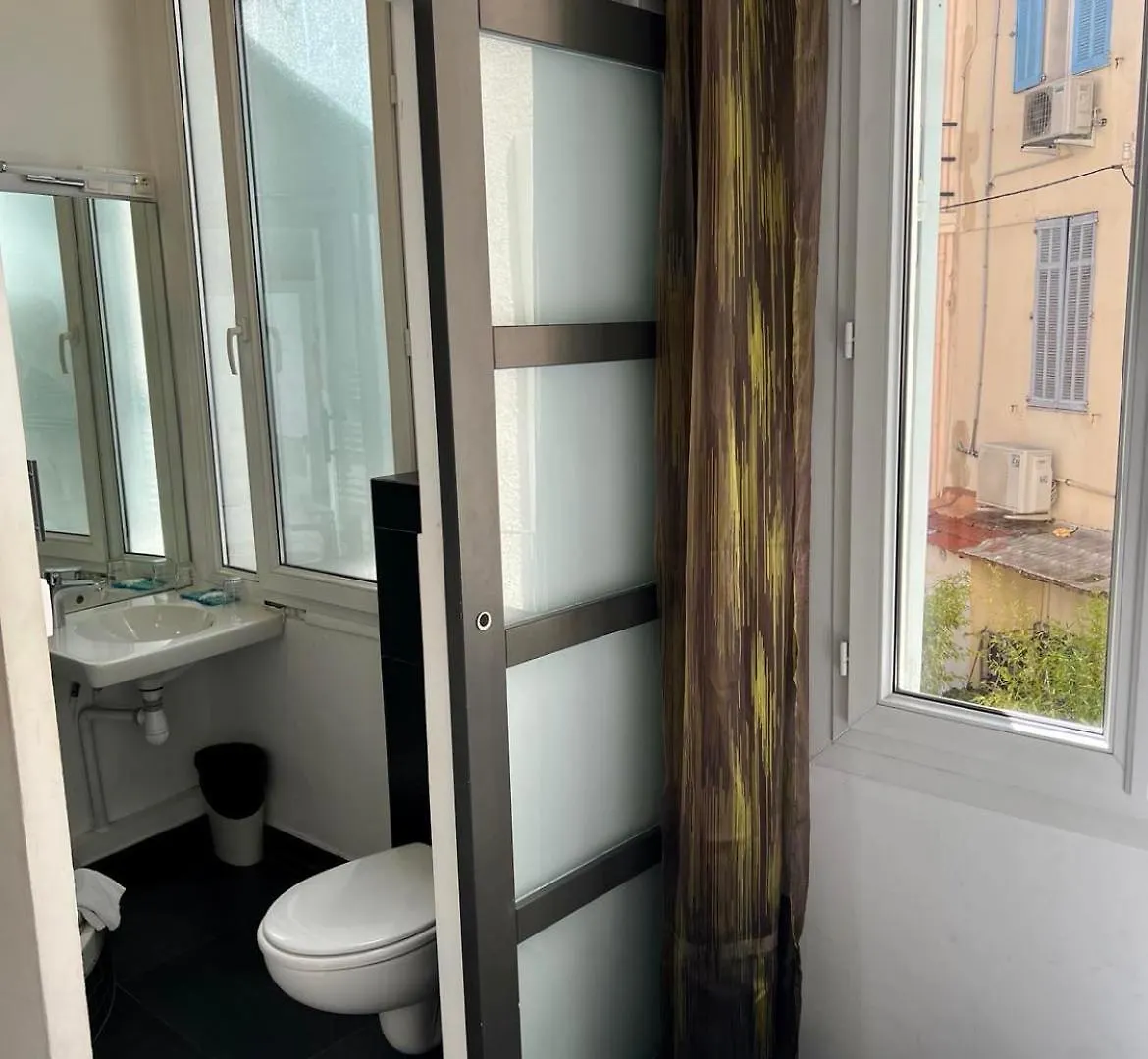 Chanteclair Cannes Szálloda